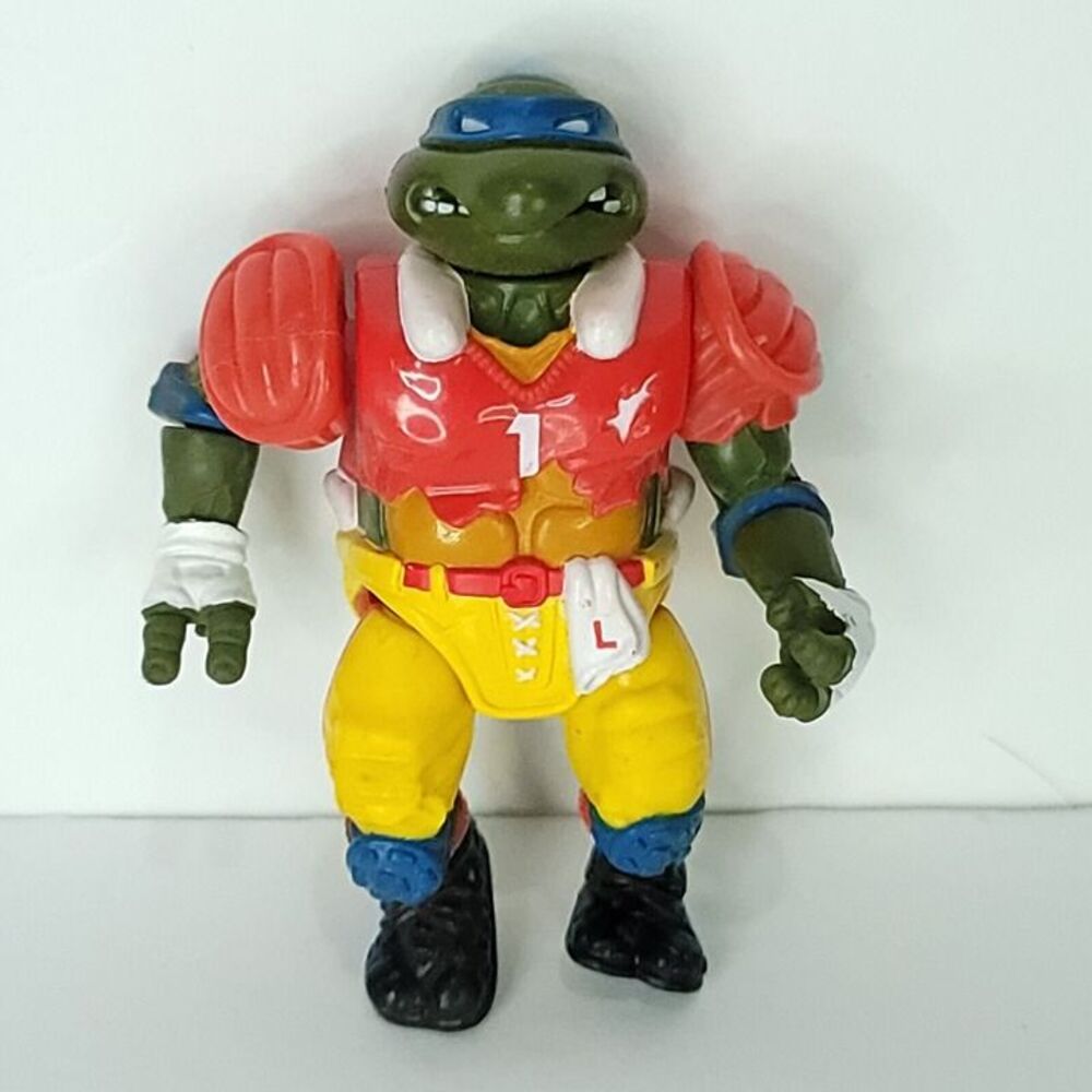 TD Tossin Leo TMNT Teenage Mutant Ninja Turtles Figure 1991 Football Leonardo